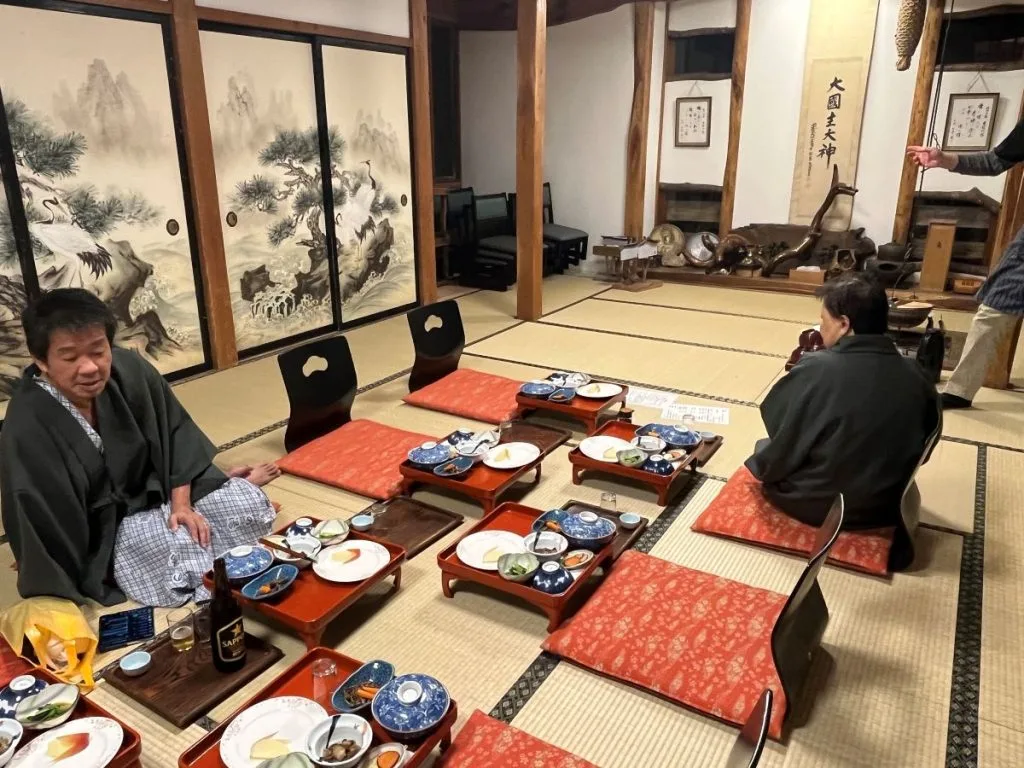 Как едят в Японии: краткий гид по этикету